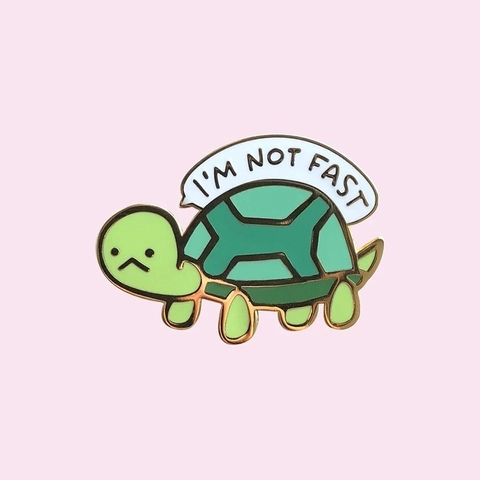 Épingle en Émail Animale de Dessin Animé Drôle Chat Fantôme Tortue Broche en Alliage pour Veste en Jean Sac à Dos Décoration Bijoux Cadeau