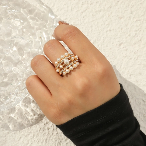 Elegant Artificial Pearl Open Ring For Women Alloy Rhinestone French Retro Adjustable Fashion Jewelry Accessory