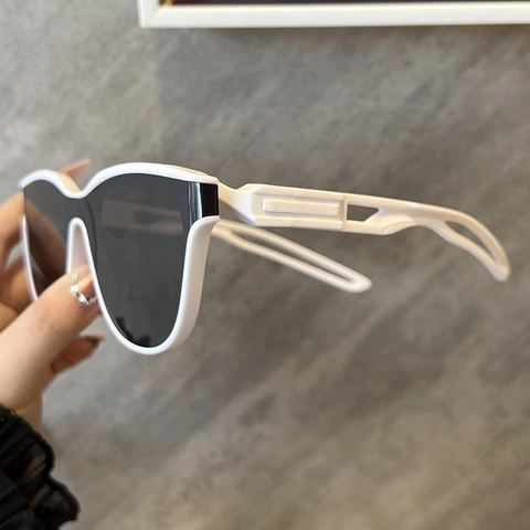 Lunettes De Soleil Pour Femmes Rétro Oversized Branches Ajourées UV400 Mode Protection Solaire Carrées