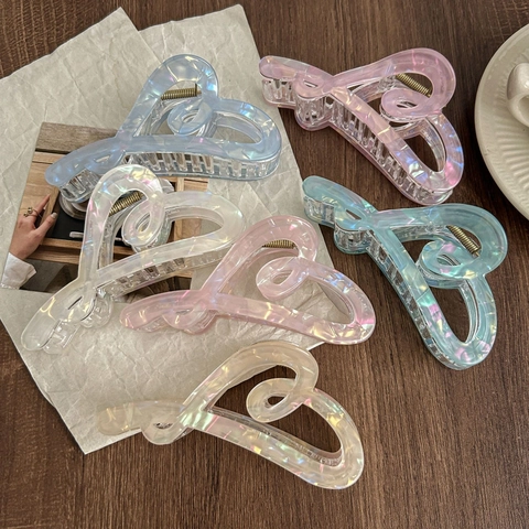 Heart Shaped Iridescent Hair Claw Clip Large Mermaid Color Acrylic Plastic Shark Clip Fashion Hair Accessories For Women