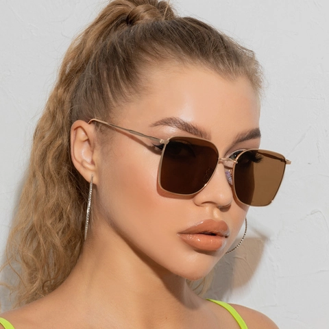 Fashion Square Sunglasses Oversized Metal Frame UV400 Protection Trendy Retro Shades For Women And Men Outdoor Streetwear
