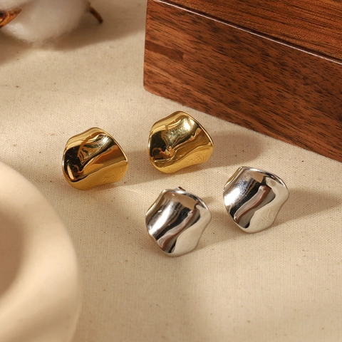 Boucles D'oreilles Créoles Géométriques À Vagues Irrégulières Plaqué Or 18 Carats Acier Inoxydable Poli Miroir Style Minimaliste Pour Femmes