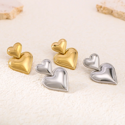 Dubbele Hart Hangoren 18K Verguld Roestvrij Staal Minimalistische Gepolijste Mode-Sieraden Voor Dames