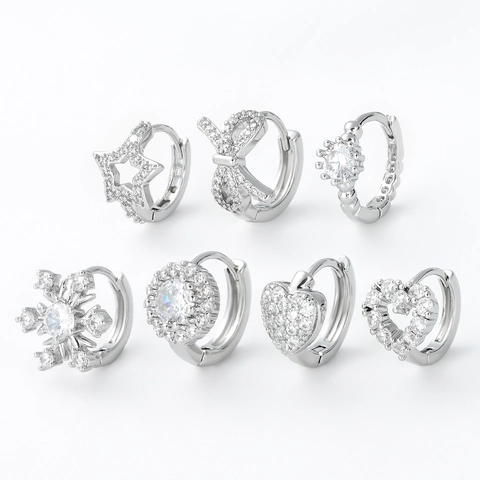 Mode Kupfer Mikro Pave Zirkonia Huggie Ohrringe Herz Stern Schneeflocke Schleife Geometrische Kleine Creolen Damen Schmuck