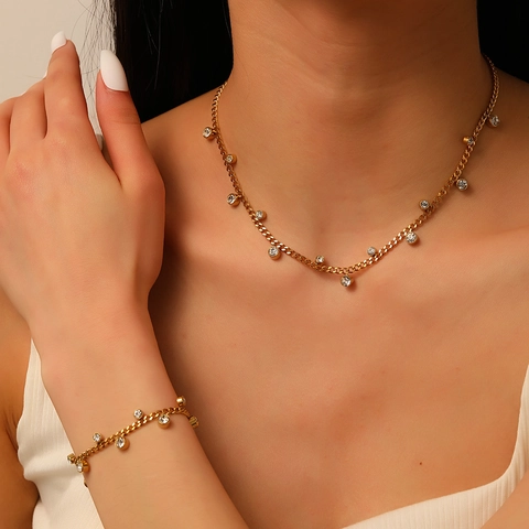 Edelstahl Halskette Armband Und Fusskettchen Mit Runden Zirkonia Anhaengern Minimalistisch Wasserdicht Damen Accessoire