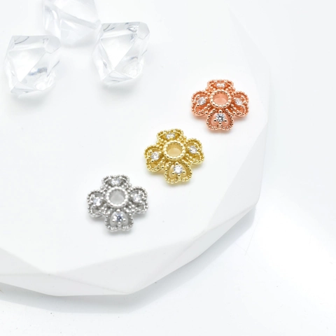 Coppe Per Perle Fiore Rame Micro Pavè Zircone Quadrifoglio Perline Distanziatrici Per Fai Da Te Produzione Gioielli