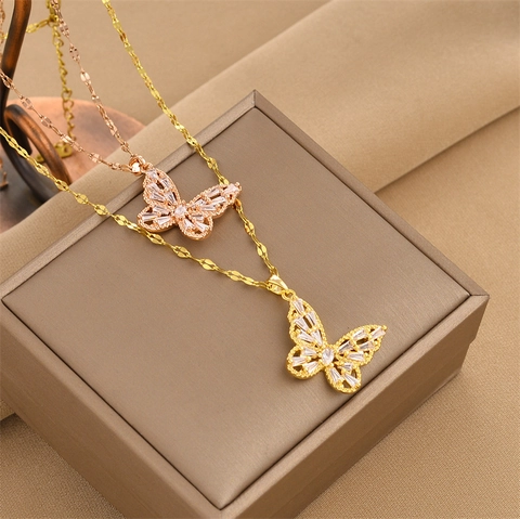Titaniumstaal Vlinder Hanger Halsketting Met Strass Ingelegd Mode Woon-werkverkeer Sieraden Voor Dames Valentijnsdag Cadeau