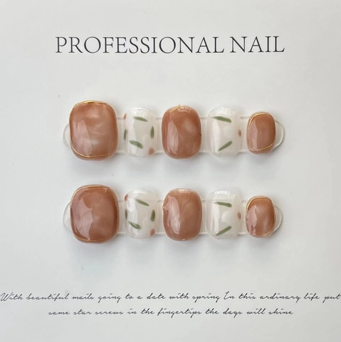 Handgefertigte Press On Nails Kamelie Marmor Gradient Goldener Rand Eleganter Französischer Stil Künstliche Nägel