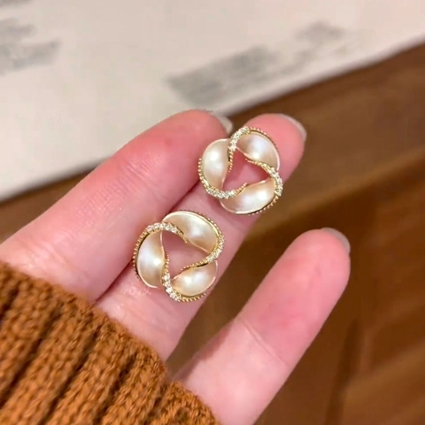 Pendientes Boton Flor Cobre Chapado Oro Con Poste Plata De Ley 925 Perla Artificial Diamante Imitacion Diseño Espiral Para Mujeres