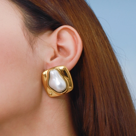 Stainless Steel Artificial Baroque Pearl Ear Studs Gold Plated Geometric Vintage Fashion Earrings For Women