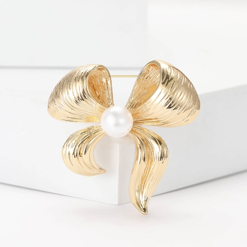 Elegante Broche De Lazo Alfiler Aleación Perla Artificial Moda Accesorios De Ropa Para Mujeres Acabado Oro Plata Mate