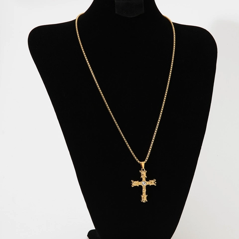 Roestvrijstalen Kruis Hanger Ketting Met Zirkonia Kroon Detail Gothische Hiphop Stijl Vintage Getextureerde Sieraden