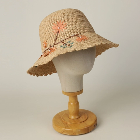 Women Woven Raffia Straw Bucket Hat With Embroidered Daisy Flower Faux Artificial Pearl Wavy Brim Foldable Sun Protection Summer