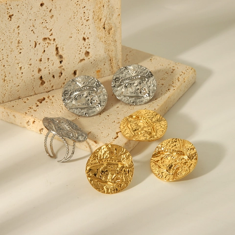 Vintage Französischer Stil Edelstahl Ohrstecker Mit Falten Hammerschlag Textur 18K Vergoldeter Schmuck Für Damen