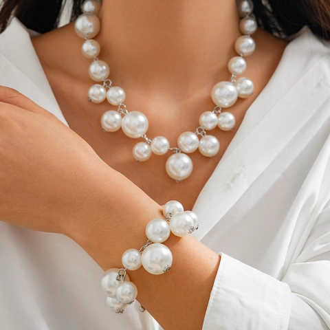 Modern Punk Metal Round Bead And Artificial Pearl Necklace For Women Elegant Electroplated Stitching Tassel Choker Jewelry