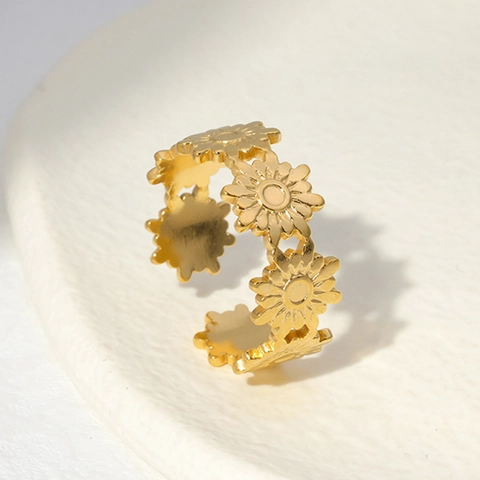 Anillo Abierto De Acero Inoxidable Con Flor De Margarita Bañado En Oro De 18K Joyería Ajustable