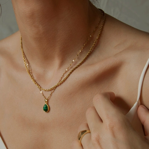 Stainless Steel Double Layer Necklace With Green Water Drop Natural Stone Pendant Clavicle Chain For Women Vintage Style