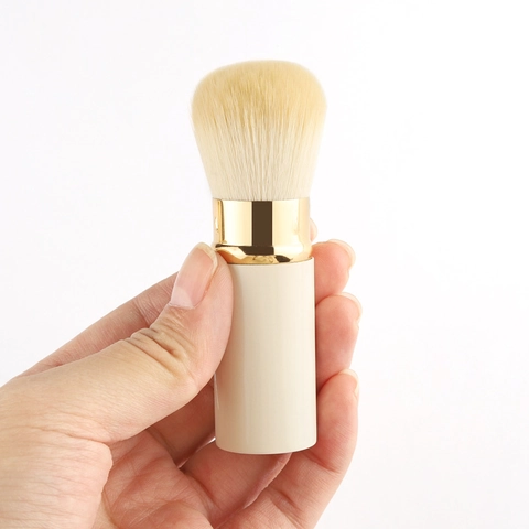Pennello Da Trucco Retrattile Strumento Cosmetico Da Viaggio Portatile Setole In Fibra Sintetica Manico In Alluminio