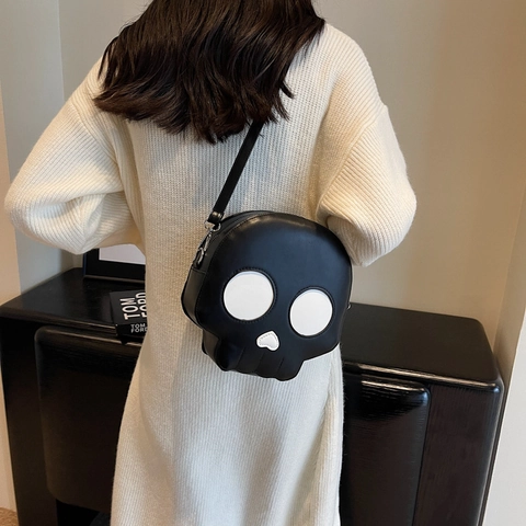 Funny Skull Shaped Crossbody Bag PU Leather Creative Heart Nose Contrast Color Shoulder Bag For Women Niche Design