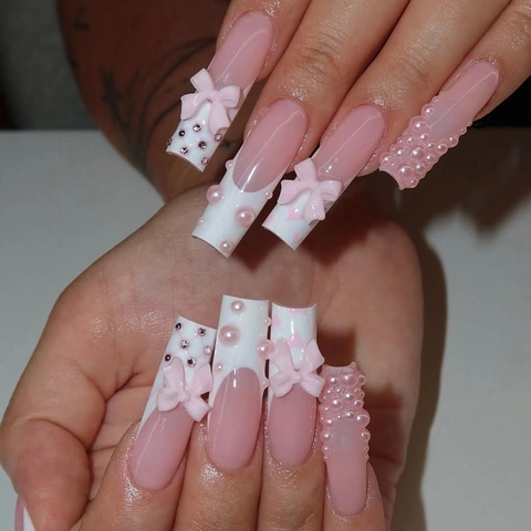 Uñas Postizas a Presión Estilo Francés Rosa Blanco Ataúd Largo Con Lazo 3D Perla Artificial Diamantes Corazón Reutilizables Mujer
