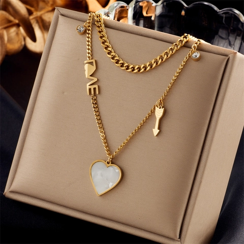 Collar De Doble Capa De Acero De Titanio Con Colgantes De Corazón Blanco Y Letra LOVE Tono Dorado Amuleto De Flecha Joyería
