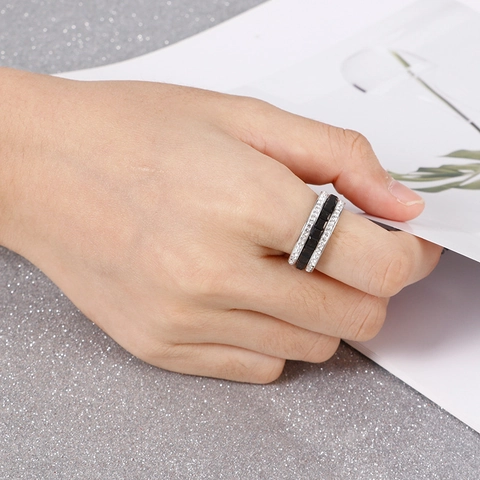 Fashion Band Ring Stainless Steel With Pave Cubic Zirconia Fluted Center Multi Layer Design For Women Luxury Style