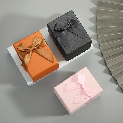 Caja De Embalaje De Joyas Cartón Con Lazo De Cinta Regalo Cuadrada Para Reloj Y Collar Elegante Estuche
