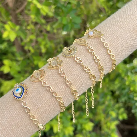 Bracciale in Rame Placcato Oro 18K Con Zirconia Malocchio Cuore Infinito Design Boho Gioielli Regolabili per Donna Uomo