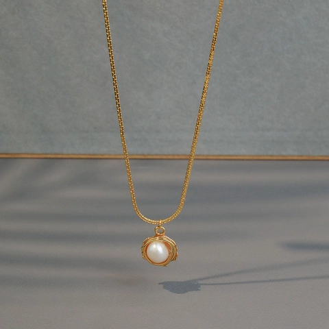 French Style Elegant Freshwater Pearl Flower Pendant Necklace Handmade Wire Wrapped Copper Gold Plated Necklace For Women Jewelry