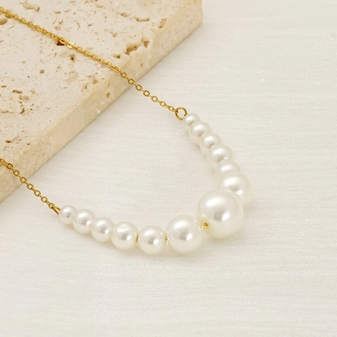 Collier De Perles Pour Filles Cadeau Polyvalent À La Mode Design De Niche Style Ig Chaîne De Clavicule Pour Femmes