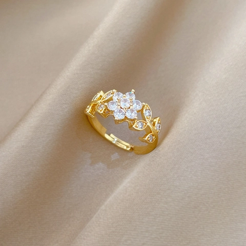 Elegante Anello Aperto In Ottone Placcato Oro Con Fiori In Zirconia Cubica Regolabile Design A Foglia Cava Gioielli Per Donne