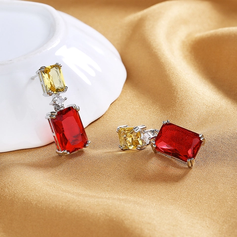 Rechteckige Edelstein Hänger Ohrringe Kupfer Synthetische Zirkonia Kontrastfarbe Geometrischer Schmuck Für Damen Party Mode