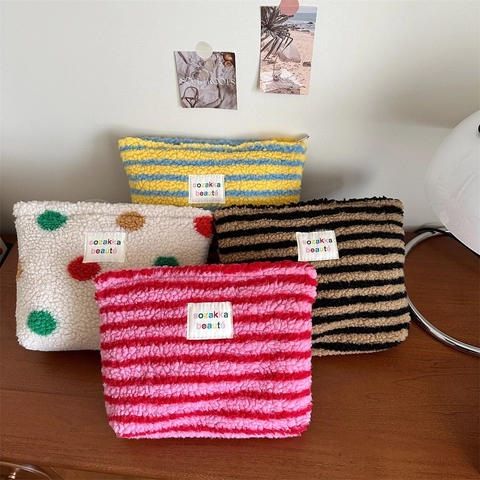 Trousse De Maquillage En Peluche Mignonne Pochette De Voyage En Polaire Douce Organisateur De Lavage Rayé À Pois Imprimé Cœur