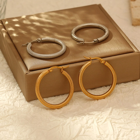 Pendientes De Aro De Acero Inoxidable Bañado En Oro De 18K Redondos Con Textura Joyería De Moda Para Mujer