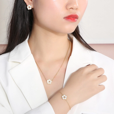 Stainless Steel Flower Jewelry Necklace Bracelet Stud Earrings Rhinestone Hollow Floral Pendant Elegant Gift For Women