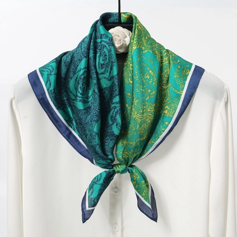 Foulard Quadrato In Raso Finta Raso Stampa Rosa E Paisley Vintage Elegante Bandana Per Donna