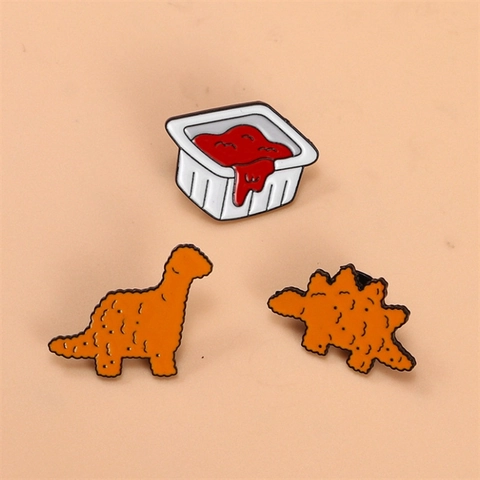 Spilla In Smalto Nugget Di Pollo Dinosauro Cibo Divertente Cartone Ketchup Spilla In Lega Di Zinco Per Bambini Borsa