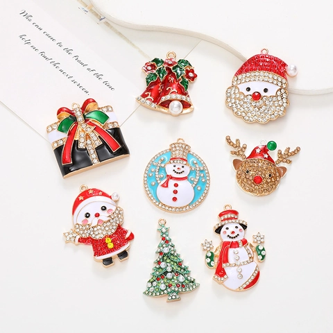 Kerst Bedeltjes Zinklegering Rhinestone Emaille Kerstman Sneeuwpop Rendier Boom DIY Sieraden Maken Feestelijke Decoratie