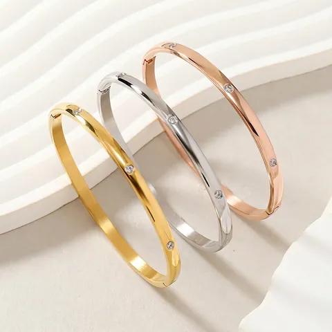 Bracciale Rigido Con Cerniera In Acciaio Inossidabile Minimalista Lucidato Con Zirconi Gioielli Di Moda Per Donna