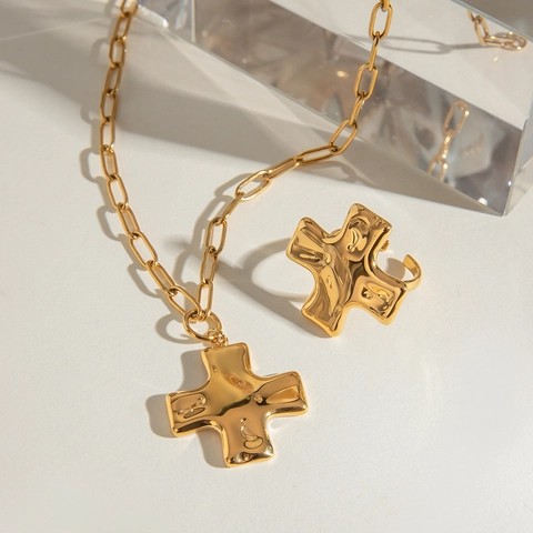 Cross Pendant Necklace And Ring Stainless Steel Gold Plated Hammered Molten Texture Waterproof Jewelry For Women