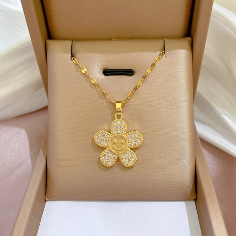 Collar Con Colgante De Flor Con Cara Sonriente Chapado En Oro Acero De Titanio Cobre Micro Incrustado Diamante De Imitación