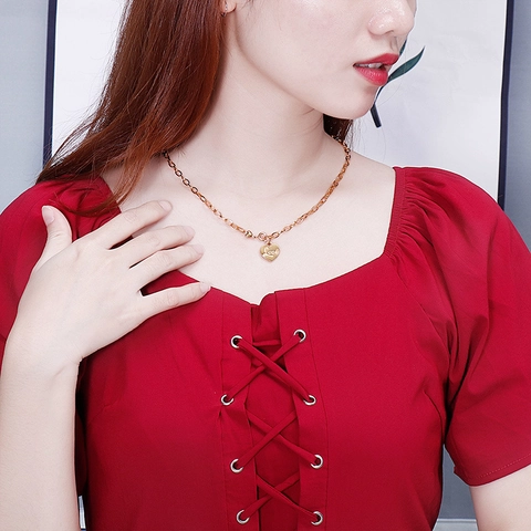 Collar Con Colgante De Corazón Acero Inoxidable Grabado Love Charm Cadena De Clip Simple Joyería Minimalista Para Mujeres