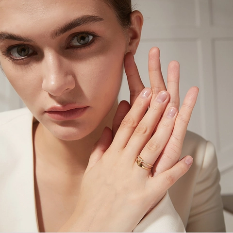 Minimalistischer Siegelring Edelstahl Vergoldet Spiegelpoliert Glatte Oberfläche Nischendesign Damen Schmuck