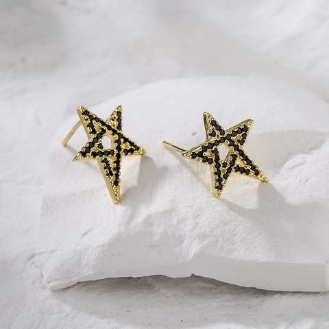 Pentagram Oorknopjes Voor Dames Koper 18K Verguld Geometrisch Stervorm Zirkoon Ingelegd Zwart Email INS Stijl