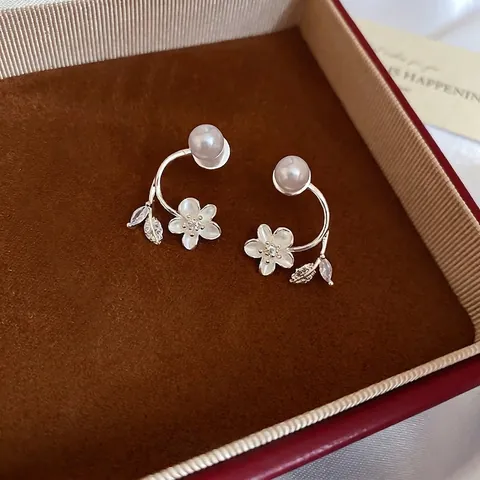 Orecchini A Lobo Fiore Foglia Per Donna Con Zircone Petali Di Conchiglia Perla Artificial E Perno In Argento Sterling 925
