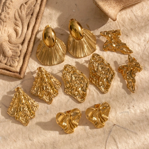 Boucles D'oreilles Géométriques En Forme De Coeur Et D'éventail Vintage En Acier Inoxydable Plaque Or Texture Plissée Pour Femmes
