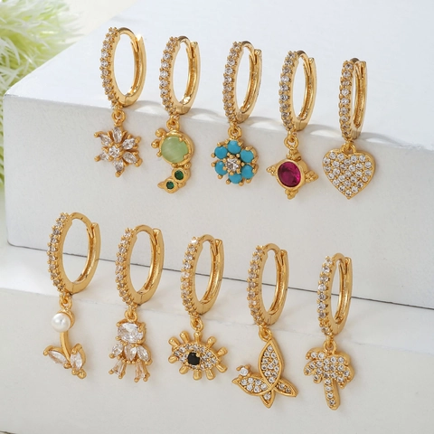 Minimalistische Kupfer Zirkonia Huggie Hoop Ohrringe Für Damen Gold Silber Plattiert Schmetterling Herz Bär Muster Schmuck