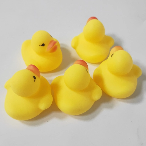 Rubber Yellow Duck Bath Toy Squeaky Floating Water Play Toy For Baby Toddler Bath Time Fun Non Toxic Vinyl Duckling