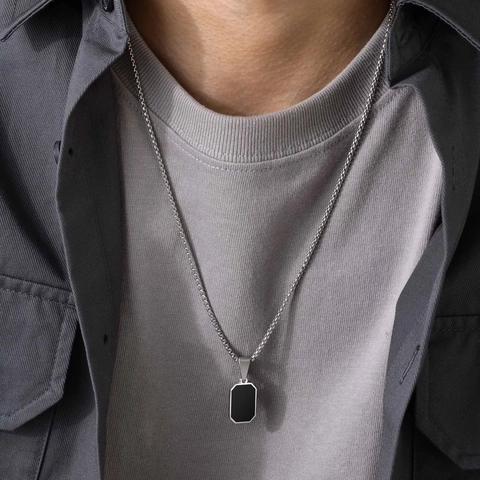 Collar para Hombre Minimalista de Acero Inoxidable con Colgante Rectangular de Esmalte Negro Oro Plata Eslabones Cubanos