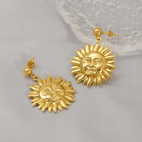 Vintage Sun Face And Heart Drop Earrings 18K Gold Plated Stainless Steel Radiant Sunburst Geometric Jewelry For Women